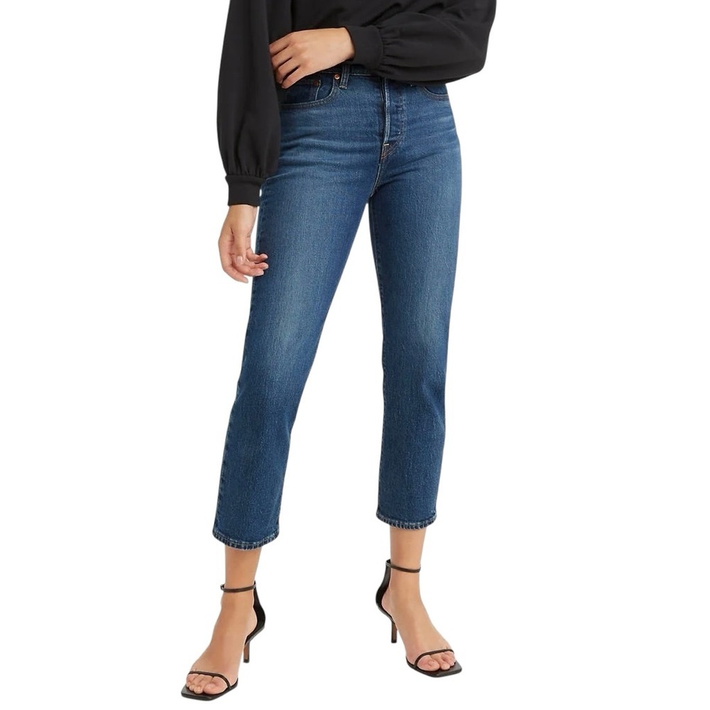 Levi's Wedgie Straight High Rise